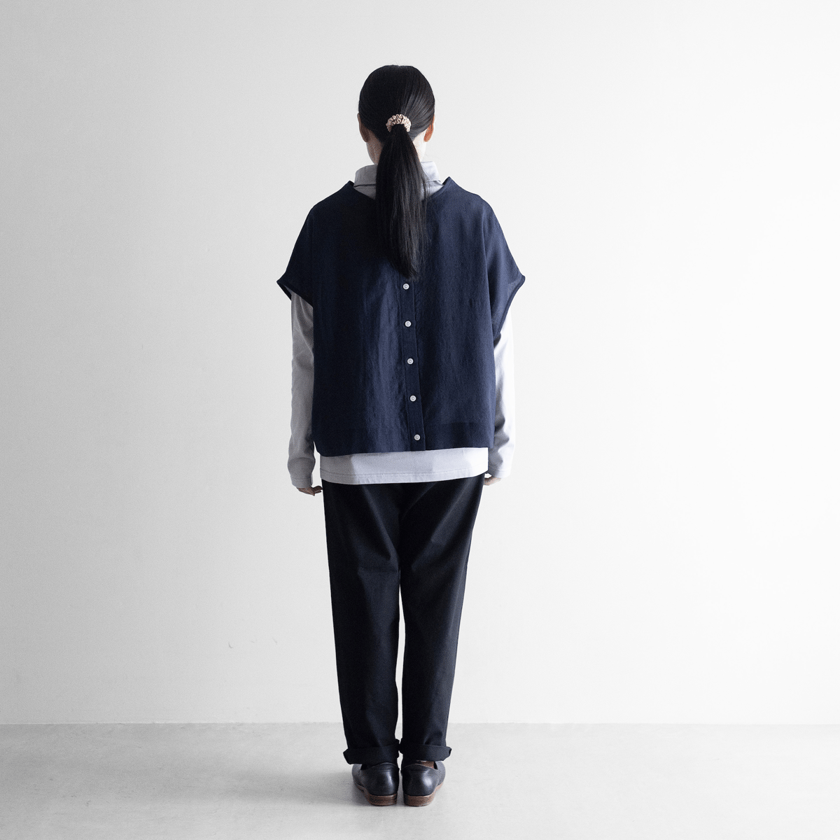 HEVE 2WAYジャケット半袖ブラウス ウォッシャブルウール2way半袖ブラウス（ダークネイビー）【レディス
