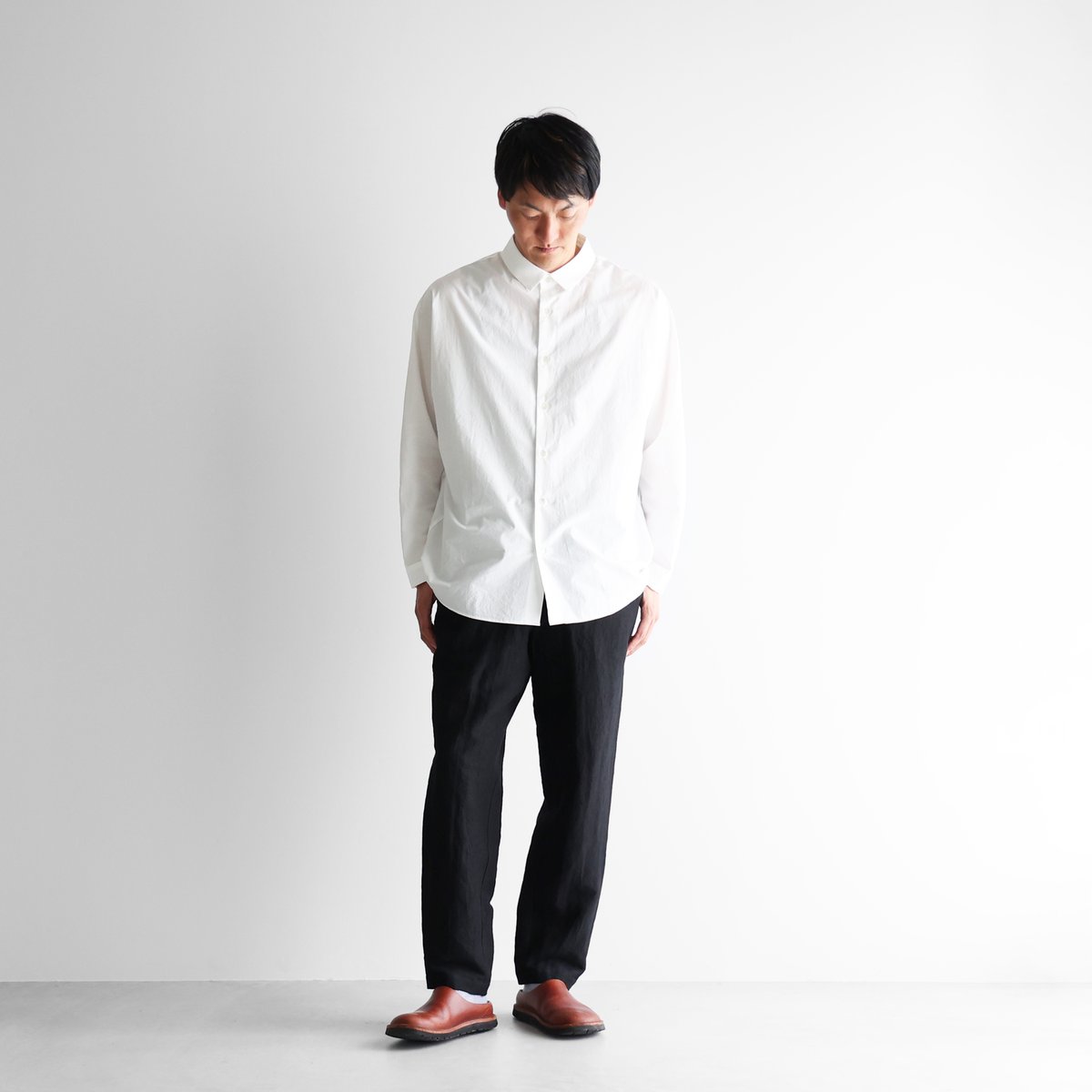 オーガニックコットンシームレスオーバーシャツ （白）【ユニセックス 