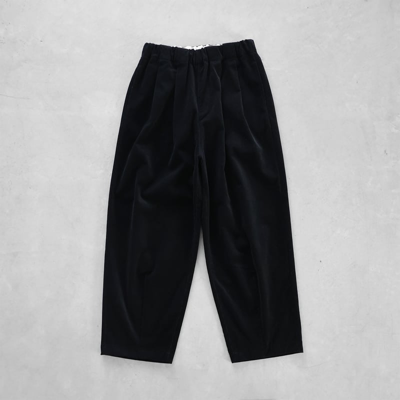 シャトルコーデュロイワイドパンツ（細畝・ブラック）【ユニセックス