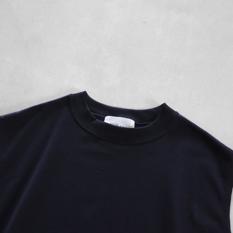 HUIS スヴィンコットン半袖カットソー ブラック HUIS in house］SUVIN COTTONリブネックノースリーブカットソー（ダーク