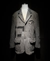 Different patchwork damage jacket