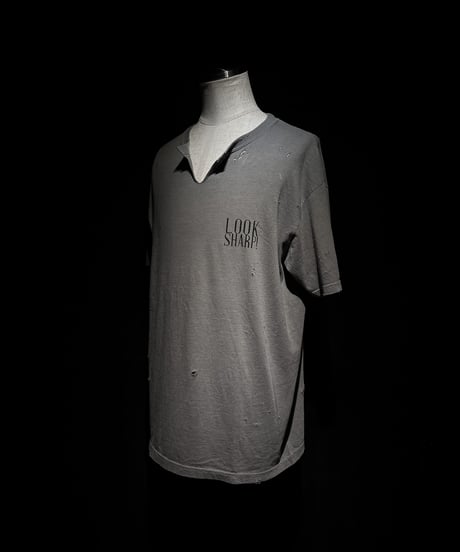 LOOK SHARP! Tee (Gray)
