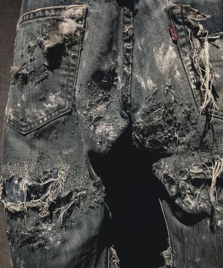 Destroy damage vintage denim pants