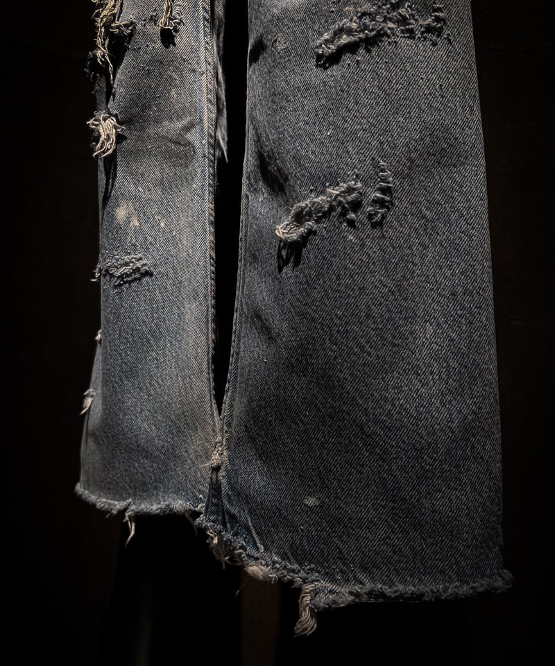Vintage Distressed Shoe-cut Denim pants | RESUR