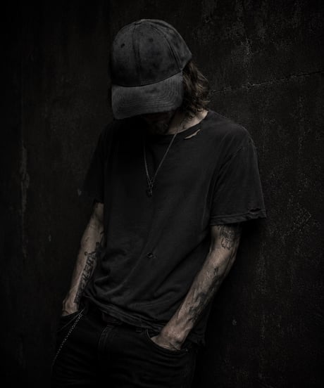 Grunge-Faded and Damage cap