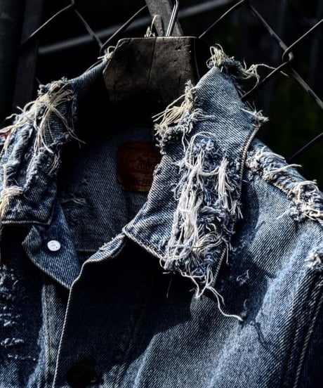 Graffiti Art Denim Jacket "Artist"