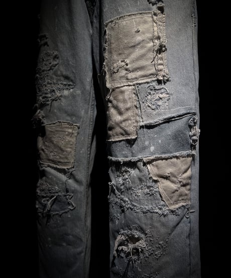 Vintage hard repair damage denim pants