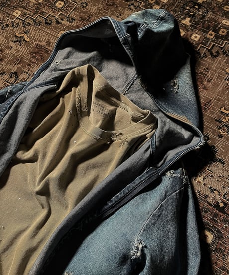 Vintage paint & damage Tee (GREIGE)