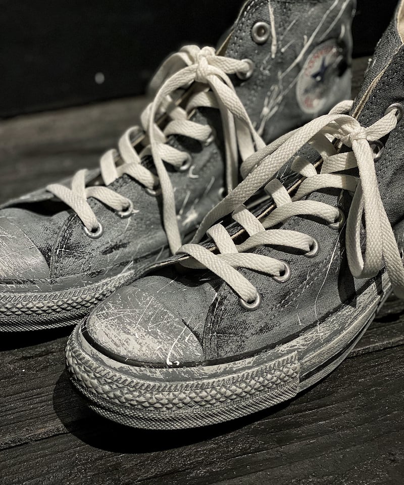 Paint vintage sneaker | RESURRECTION -all handm