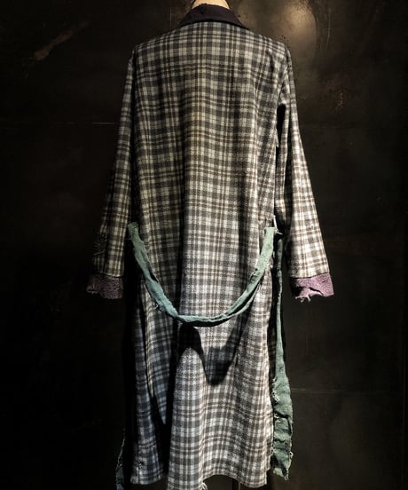 Different fabrics gown coat (襤褸)