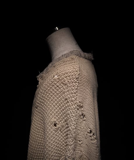 Vintage damage cable knit