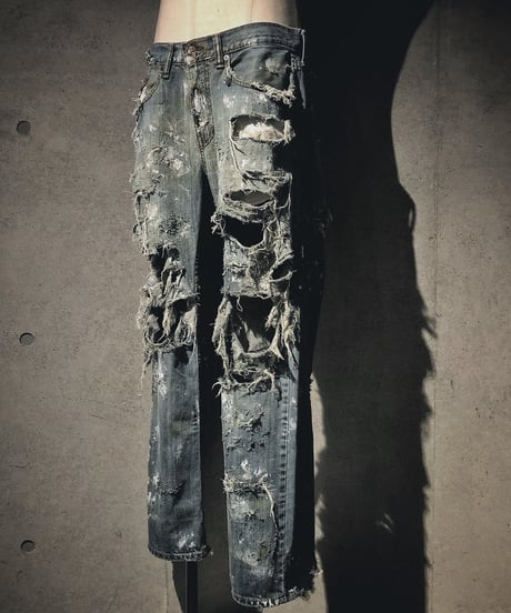 Destroy damage vintage denim pants