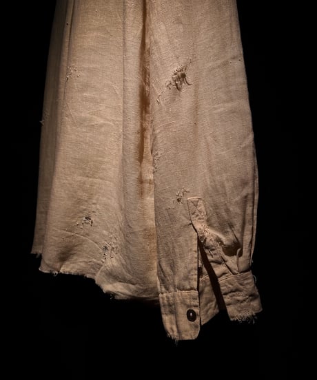 Vintage damage linen yellow shirt
