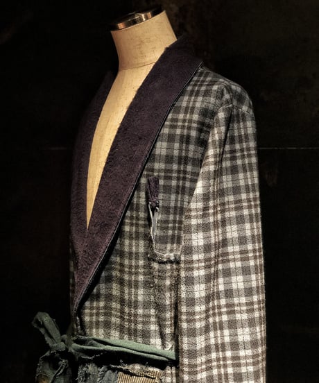 Different fabrics gown coat (襤褸)