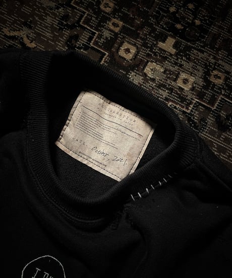 I THINK,,, character sweat shirt (BLACK)