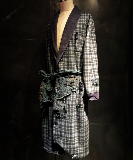 Different fabrics gown coat (襤褸)