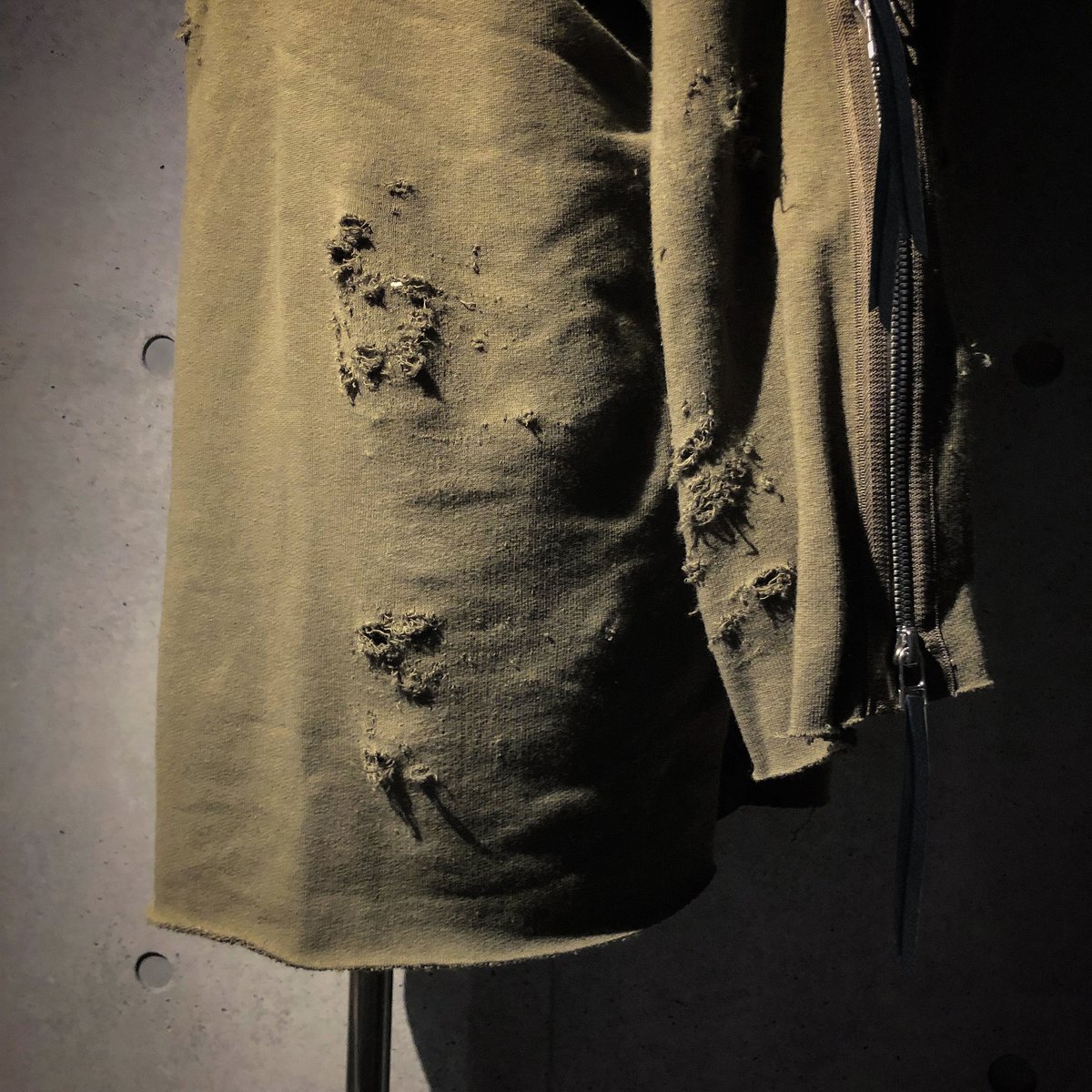 AUKENLIEV×RESURRECTION Side Zip Damage Sweat S