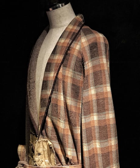 Different fabrics half gown coat