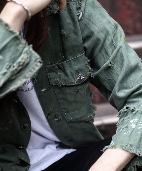 SURREALISTE×RESURRECTION Silver button vintage damage militaly shirt