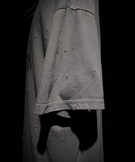 LOOK SHARP! Tee (Gray)