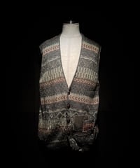 Vintage damage&patchwork jacquard knit vest