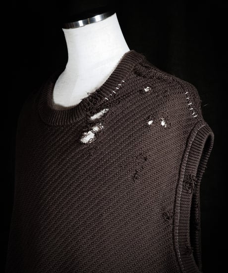 Vintage damage knit vest
