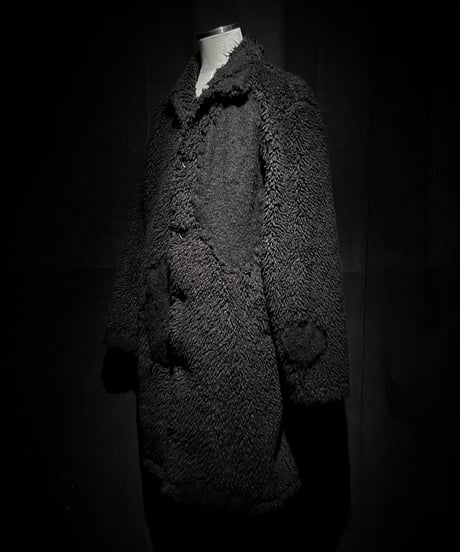 Different fabric patchwork boa coat