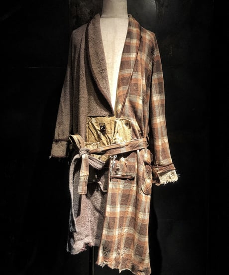 Different fabrics half gown coat