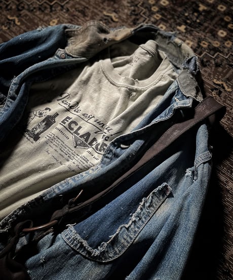 ECLADOR FLAGSHIP SHOP TEE (OLD GRAY)