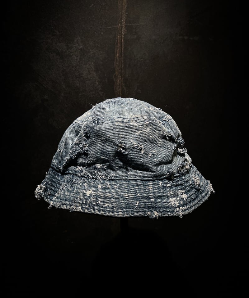 Hard damage & paint vintage denim bucket hat |