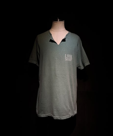 LOOK SHARP! Tee (Old Green)