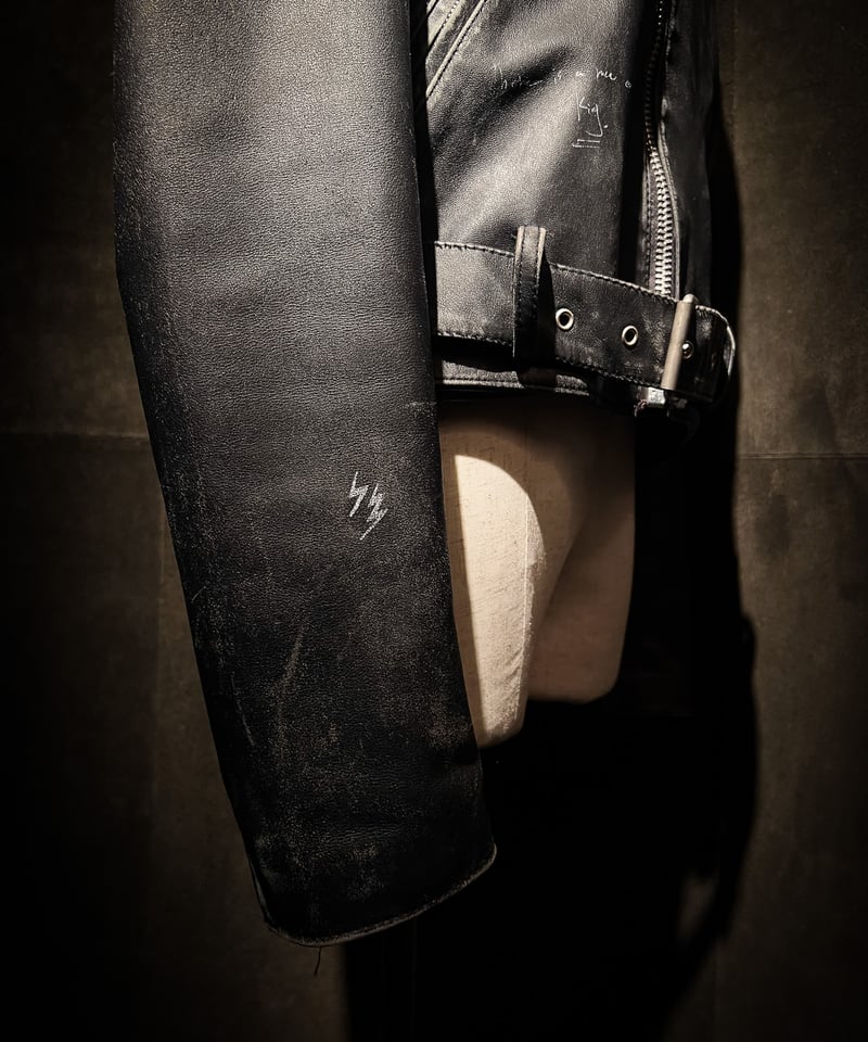 Hand-Painted Vintage UK-Style Double Riders Lea