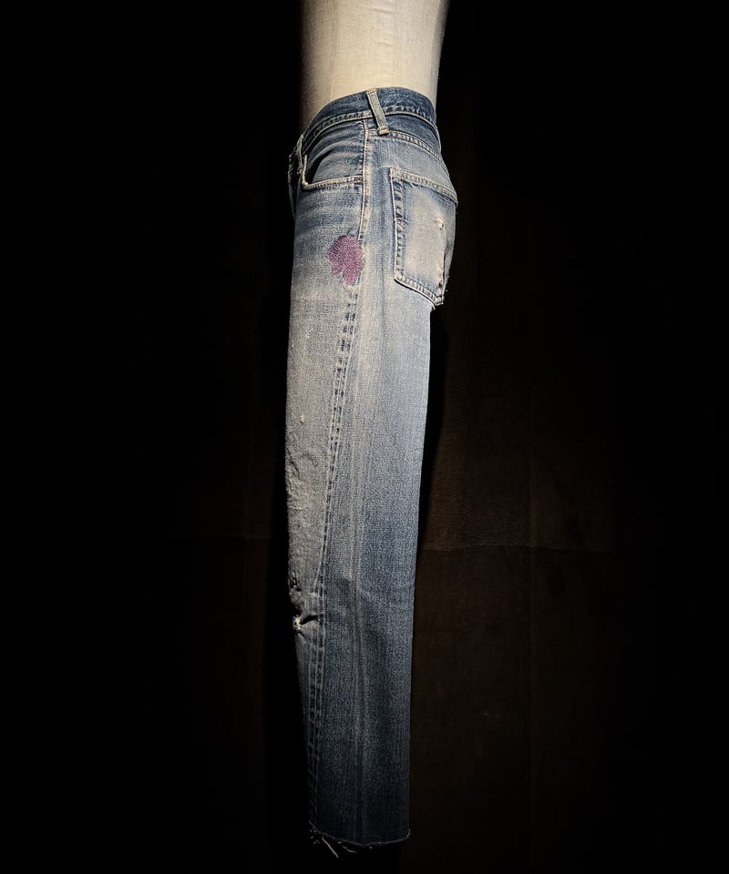 Vintage Damage Straight Cut Denim Pants | RESUR