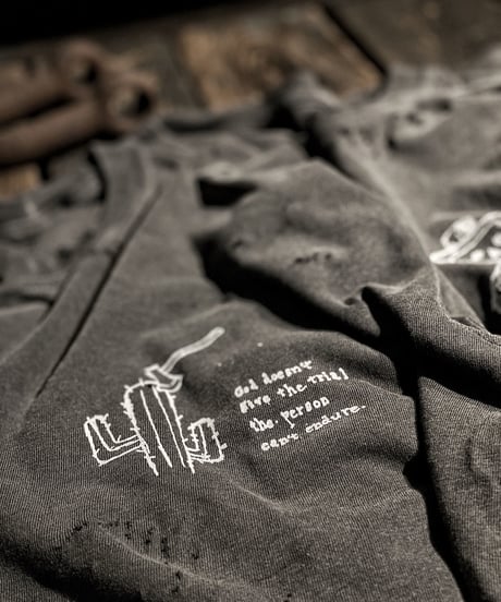 Cactus and axe T-shirt OLD BLACK