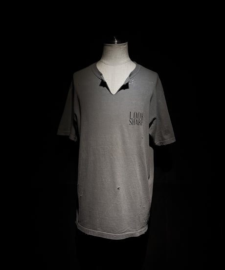 LOOK SHARP! Tee (Gray)