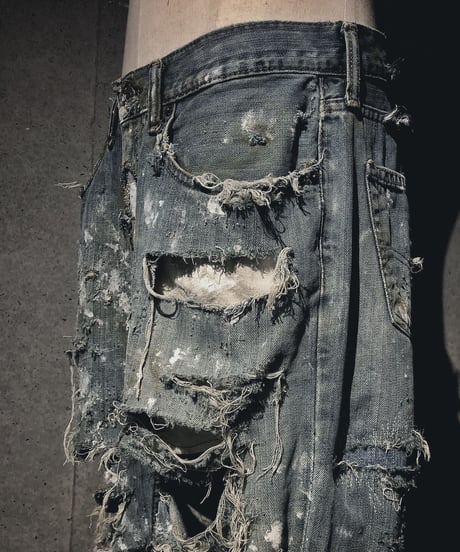 Destroy damage vintage denim pants