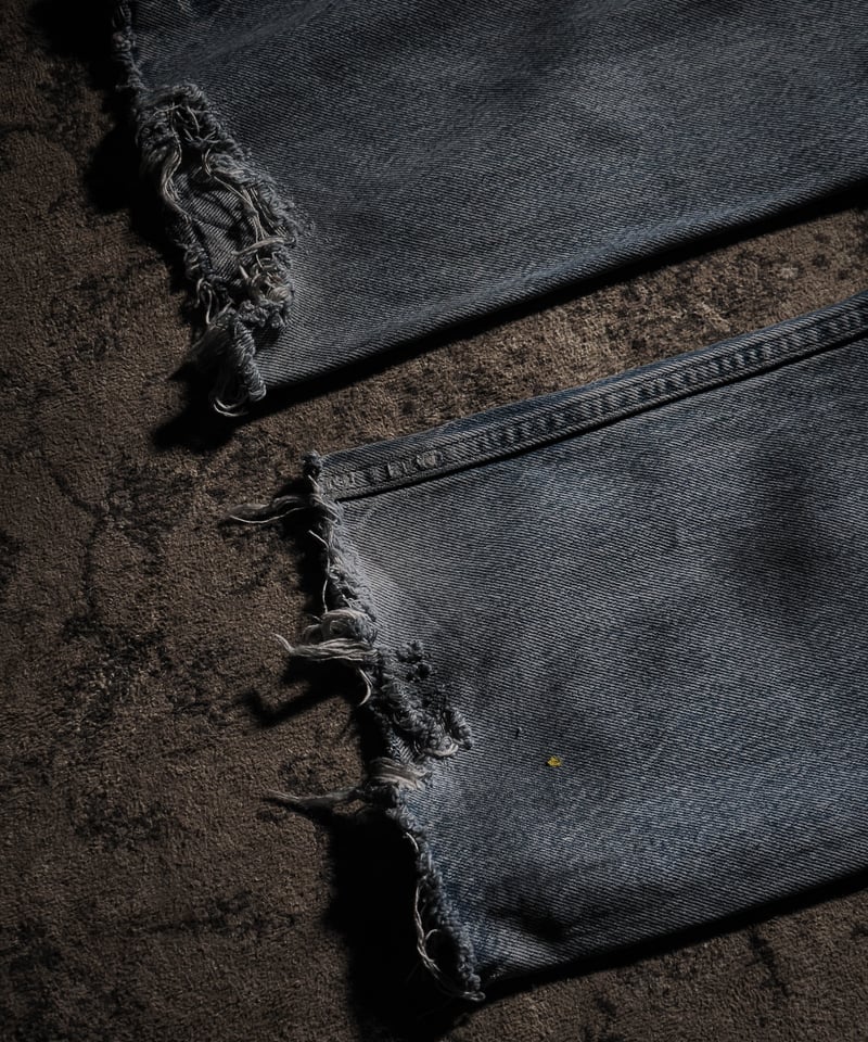 Vintage Distressed Shoe-cut Denim pants | RESUR