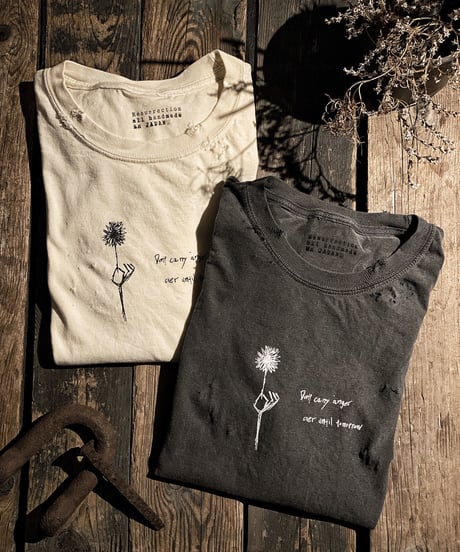 Flower vintage dye damage T-shirt (Old black)