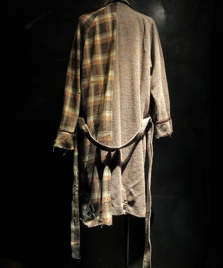 Different fabrics half gown coat