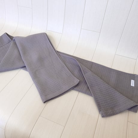 ワッフル　　　　　　　　　【着こなすタオル】　　　　ワッフルマフラー