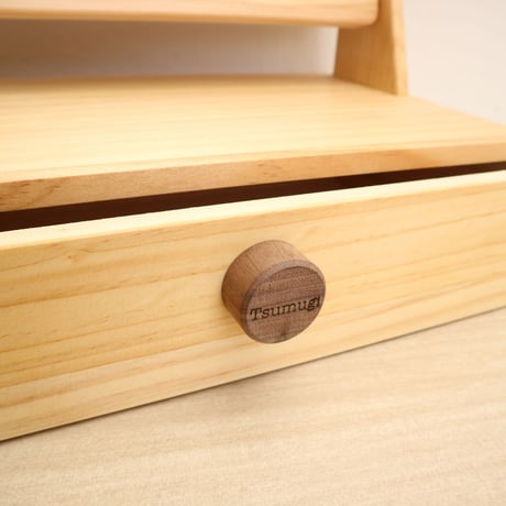 dresser set