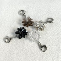 Sole Pendant top