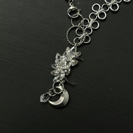 Lunaile Necklace