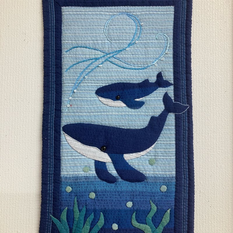 パッチワークタペストリー☆コアラ☆ 阿波しじら織 くじらのミニタペストリー | パッチワークのお店 ダックリン