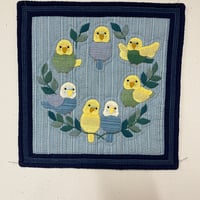阿波しじら織　セキセイインコ（リース風）