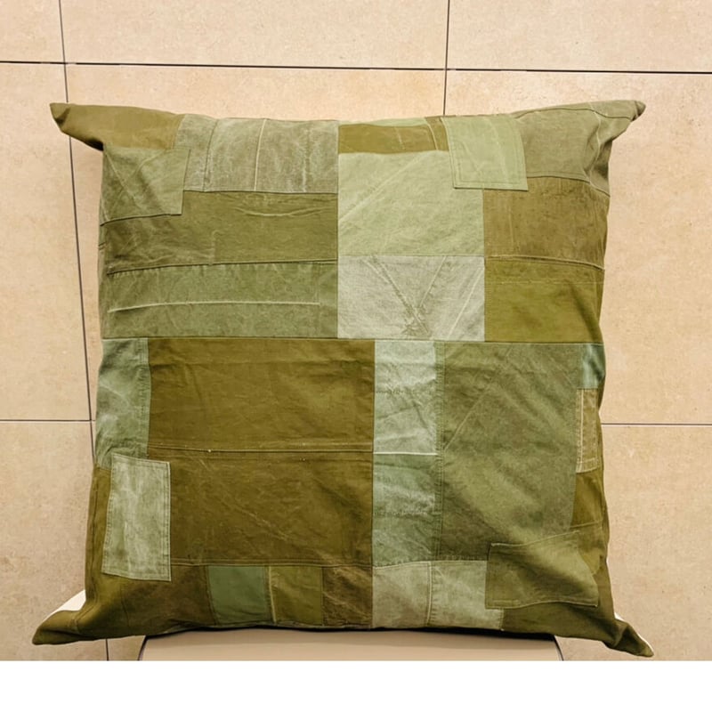 hobo / ARMY CLOTH  PATCHWORK CUSHION /BG hobo / ARMY CLOTH PATCHWORK CUSHION /BG hobo | CUSHION S UPCYCLED