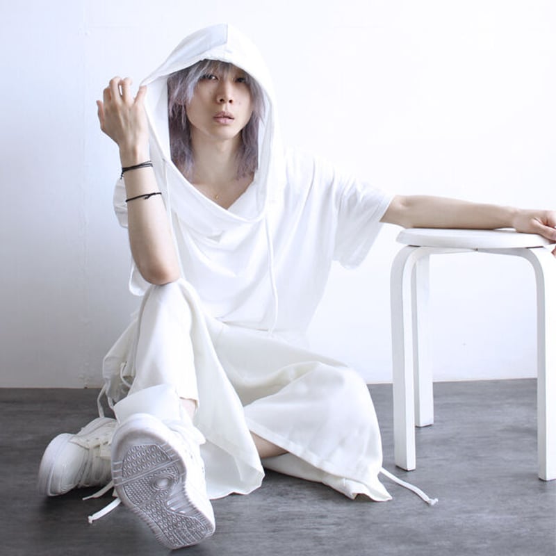 albino】 ドレープポケット付きビッグフードパーカー | albino albino】 ドレープポケット付きビッグフードパーカー | albino
