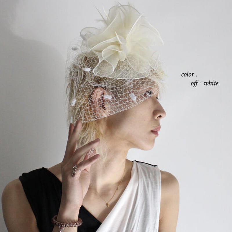 albino select】 ベール×コサージュ×フェザー付きカクテルハット albino select】 ベール×コサージュ×フェザー付きカクテルハット