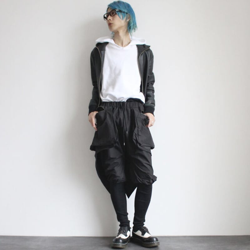 albino】 腰巻き風ZIPポケット×燕尾付きミリタリーサルエル albino】 腰巻き風ZIPポケット×燕尾付きミリタリーサルエル