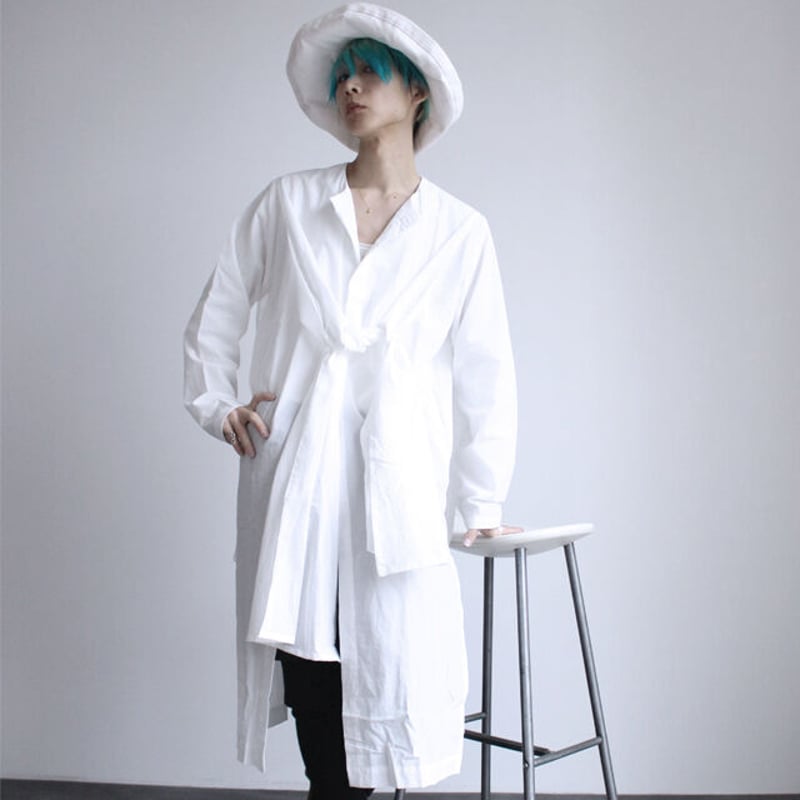 ❤️25秋新作 新品♡ SelfPortrait 白シャツワンピース♡　F64 albino】 肩掛け付きコート風ノーカラーワンピースシャツ | albino